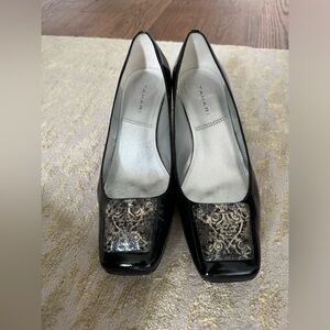 Tahari TA-Evelyn square toe heels with front buckle